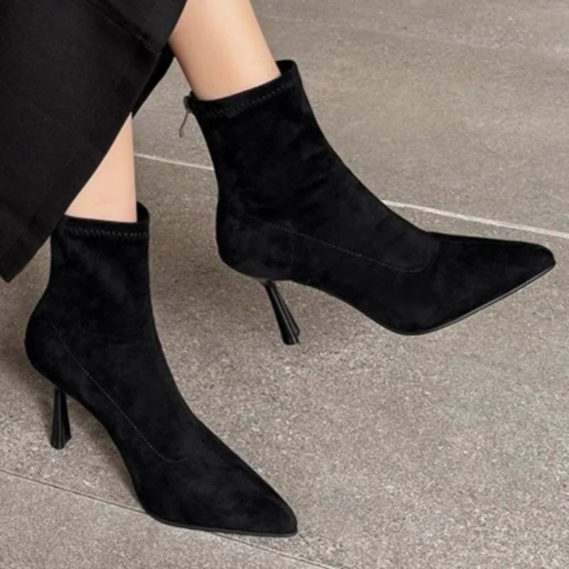 Solid Color Chelsea Boots