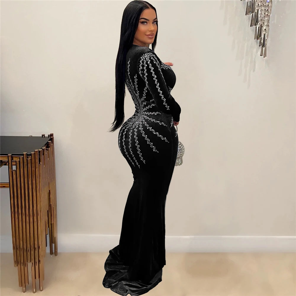Solid Rhinestones O-neck Long Sleeve Maxi Dress