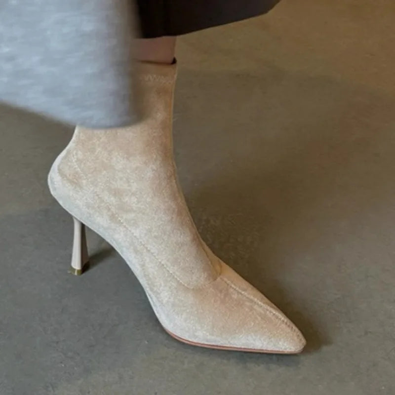 Solid Color Chelsea Boots