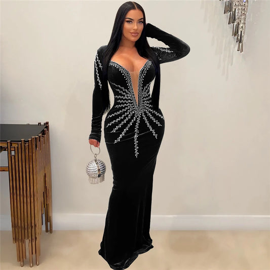 Solid Rhinestones O-neck Long Sleeve Maxi Dress