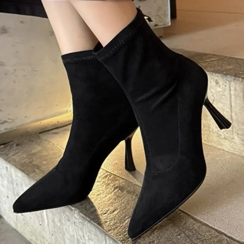 Solid Color Chelsea Boots